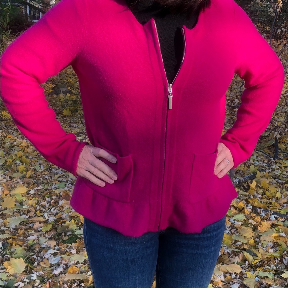 Cute pink wool sweater! 💕